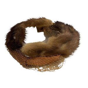 #4548 Vintage Fur brown facinator 8 x 8x2